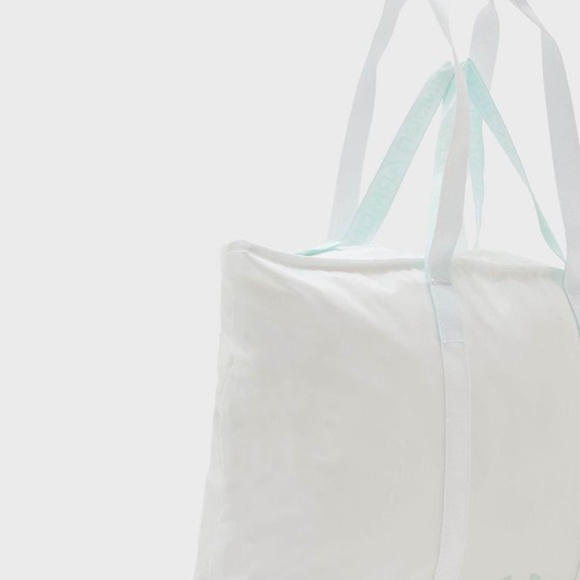 BRAND NEW women under armour favorite 2.0 white tote bag 25L - Picture 6 of 8